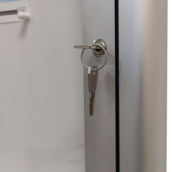 Gablota zewnętrzna ogłoszeniowa VC 85x115cm. Producent Karta