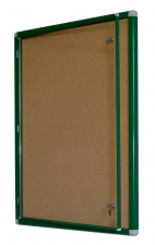 Gablota GC z podłożem korkowym i ramą w kolorze zielonym RAL6005